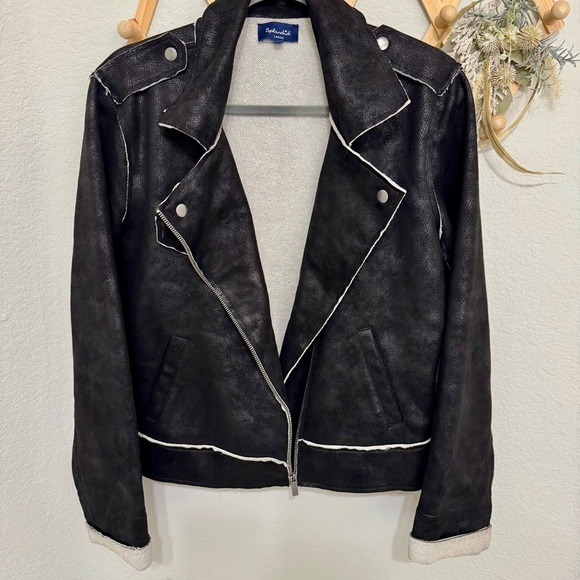 Splendid Faux Suede French Terry Moto Jacket Black White Raw Hem Sz L - Picture 5 of 11